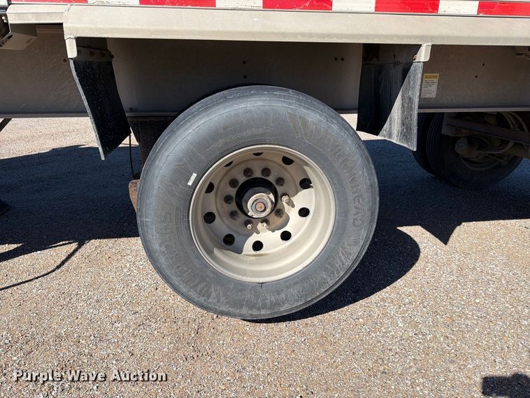 image for item EP7900 2009 East end dump trailer