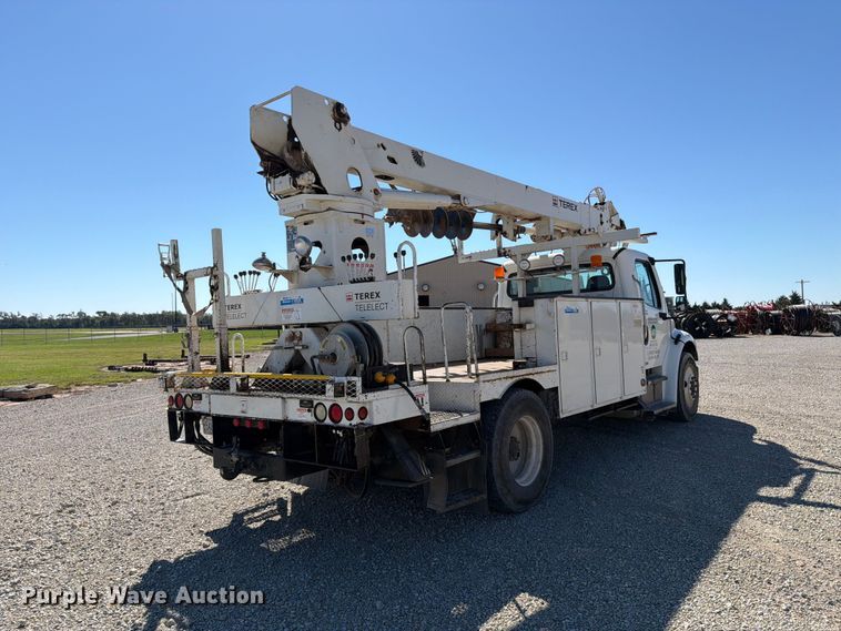 image for item EP7918 2007 Freightliner Business Class M2 digger derrick truck