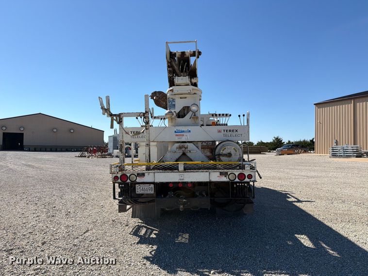 image for item EP7918 2007 Freightliner Business Class M2 digger derrick truck