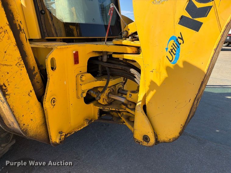 image for item EP7930 2001 Komatsu WB140-2T backhoe