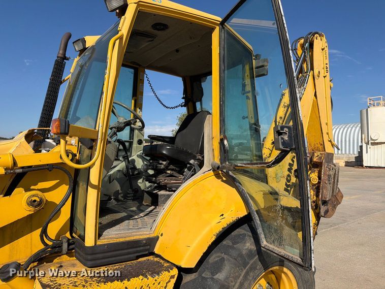 image for item EP7930 2001 Komatsu WB140-2T backhoe