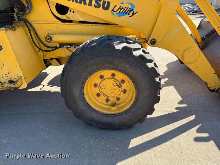 image for item EP7930 2001 Komatsu WB140-2T backhoe