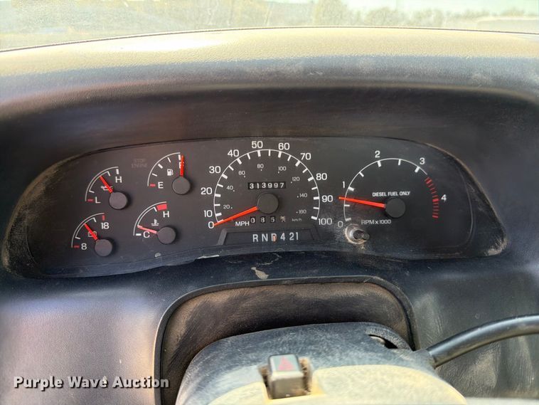 image for item EP7933 2004 Ford F650 Super Duty dump truck