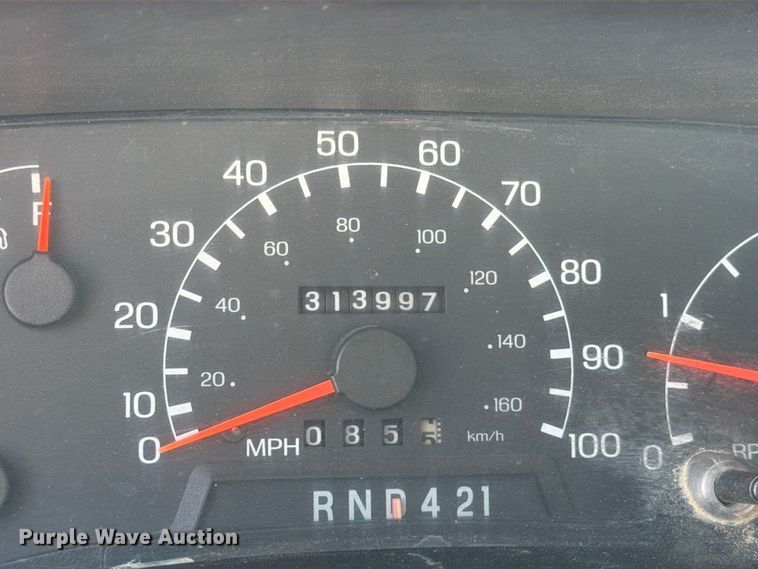 image for item EP7933 2004 Ford F650 Super Duty dump truck