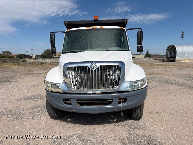 image for item EP7934 2005 International 4300 dump truck