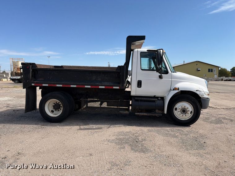 image for item EP7934 2005 International 4300 dump truck