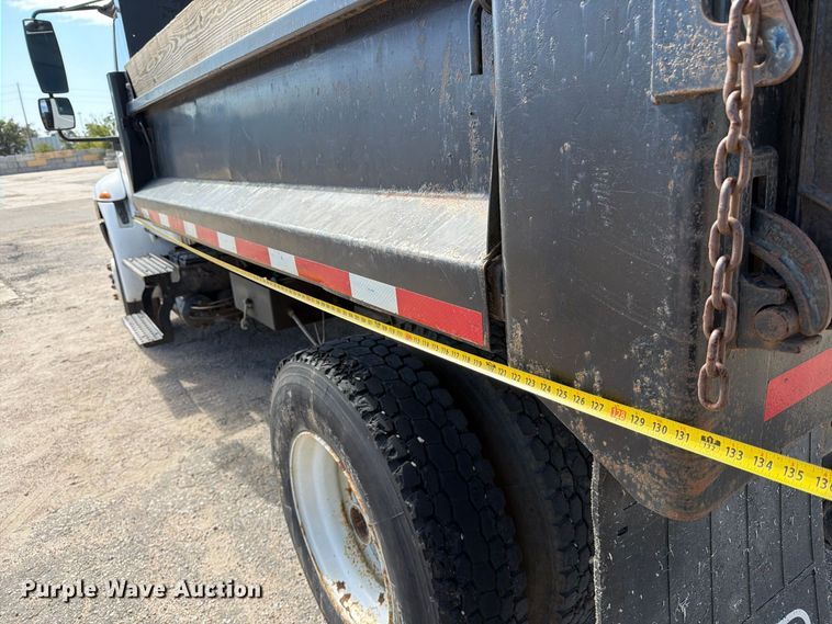 image for item EP7934 2005 International 4300 dump truck