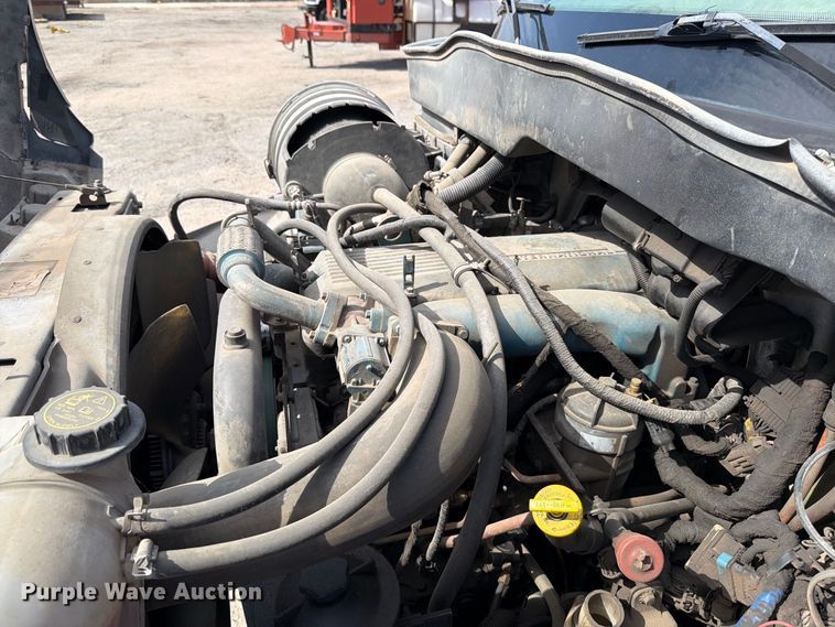 image for item EP7934 2005 International 4300 dump truck