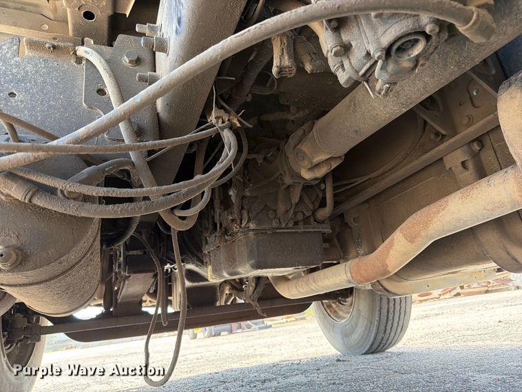 image for item EP7934 2005 International 4300 dump truck