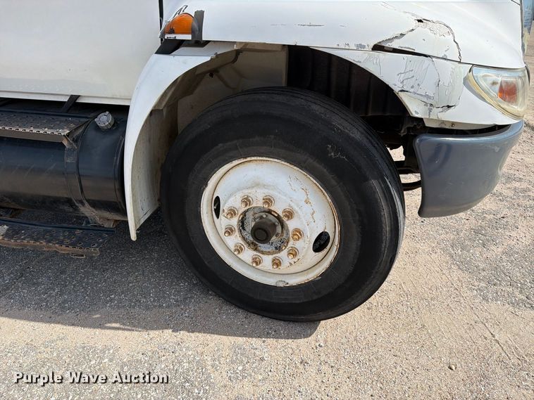 image for item EP7934 2005 International 4300 dump truck