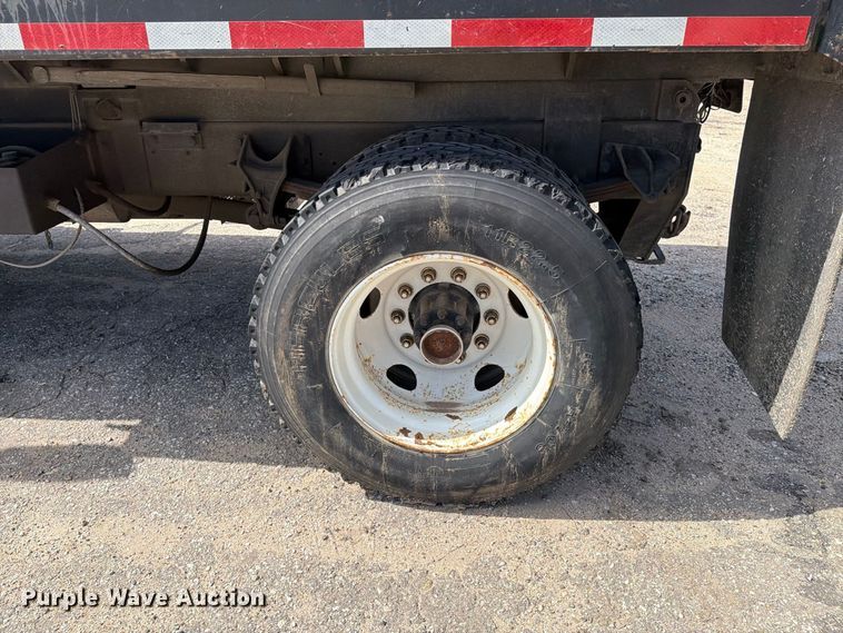 image for item EP7934 2005 International 4300 dump truck