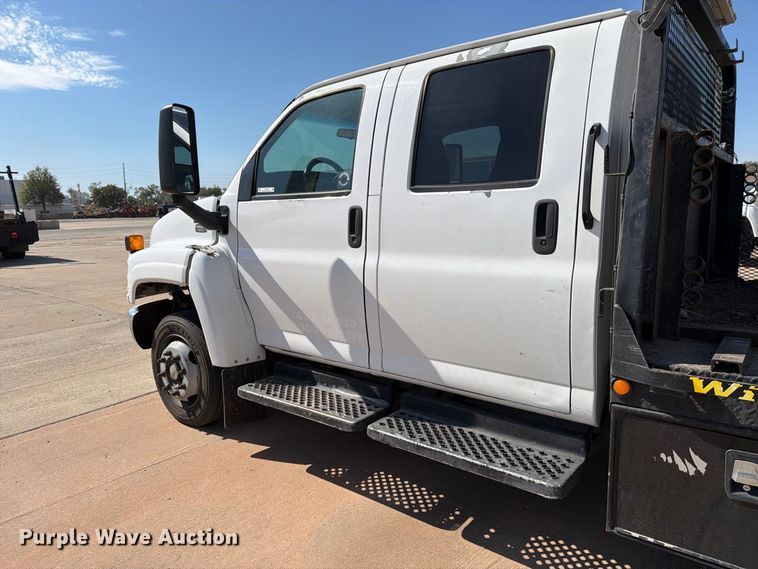 image for item EP7935 2007 Chevrolet C4500 crew cab reel truck
