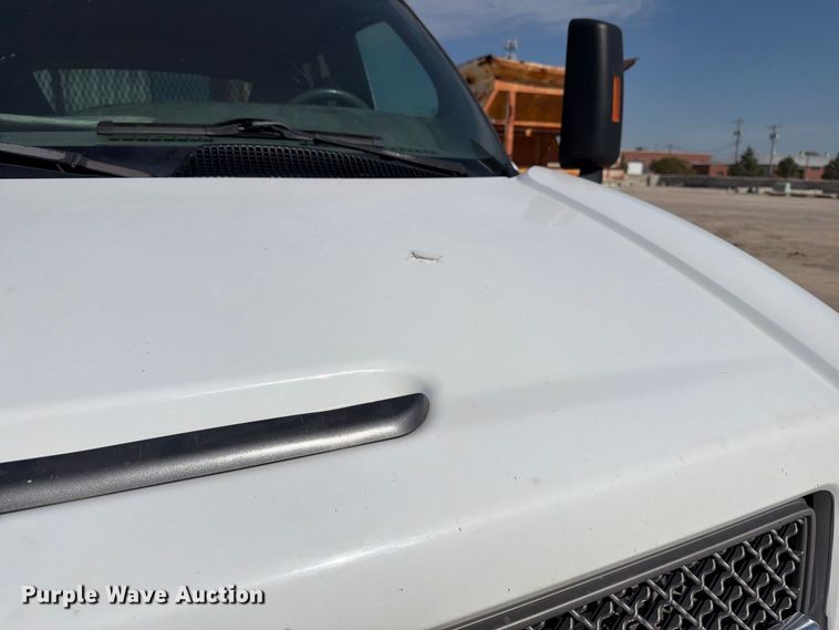image for item EP7935 2007 Chevrolet C4500 crew cab reel truck