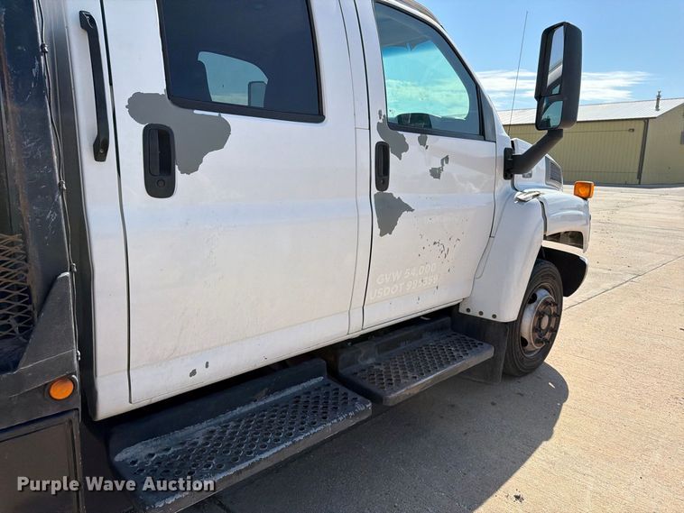 image for item EP7935 2007 Chevrolet C4500 crew cab reel truck