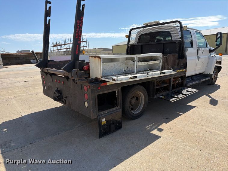image for item EP7935 2007 Chevrolet C4500 crew cab reel truck