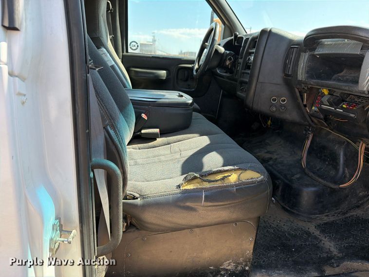 image for item EP7935 2007 Chevrolet C4500 crew cab reel truck