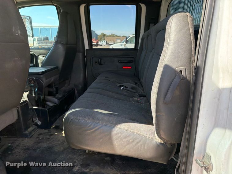 image for item EP7935 2007 Chevrolet C4500 crew cab reel truck