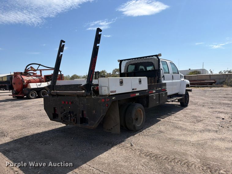 image for item EP7936 2005 Chevrolet C5500 crew cab reel truck