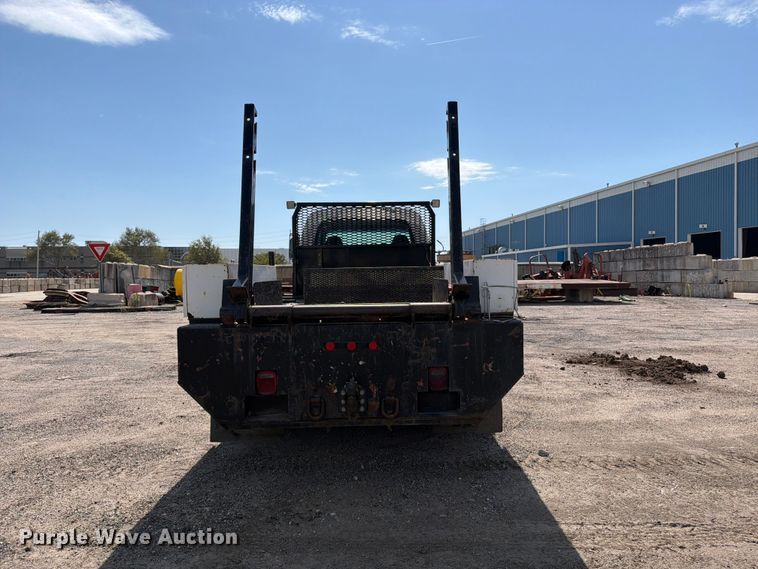 image for item EP7936 2005 Chevrolet C5500 crew cab reel truck