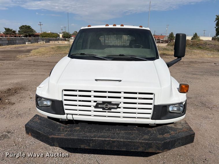 image for item EP7936 2005 Chevrolet C5500 crew cab reel truck