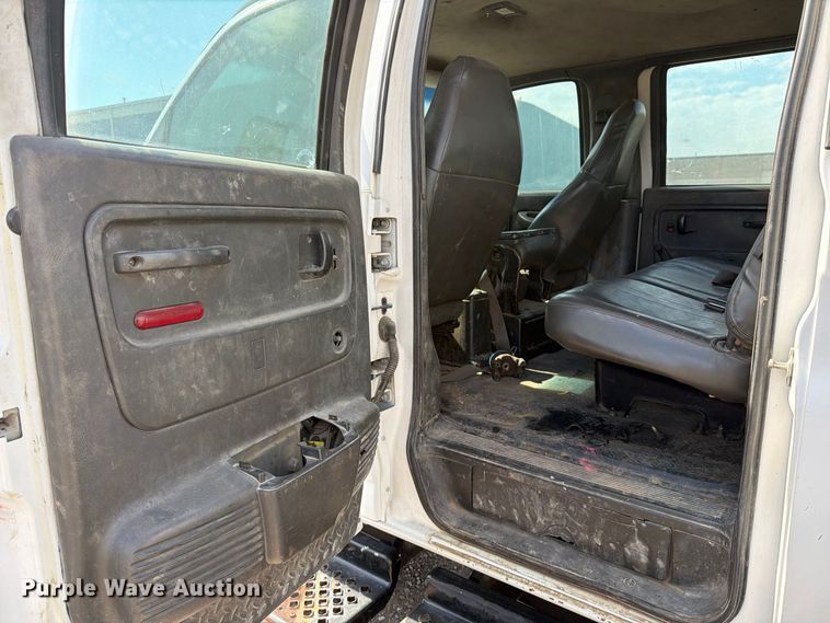 image for item EP7936 2005 Chevrolet C5500 crew cab reel truck