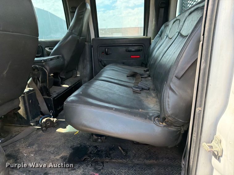 image for item EP7936 2005 Chevrolet C5500 crew cab reel truck
