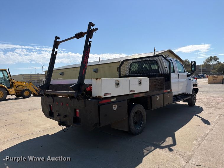 image for item EP7937 2005 Chevrolet C5500 crew cab reel truck