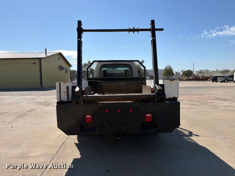 image for item EP7937 2005 Chevrolet C5500 crew cab reel truck
