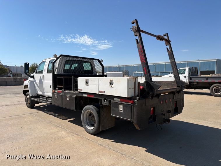 image for item EP7937 2005 Chevrolet C5500 crew cab reel truck