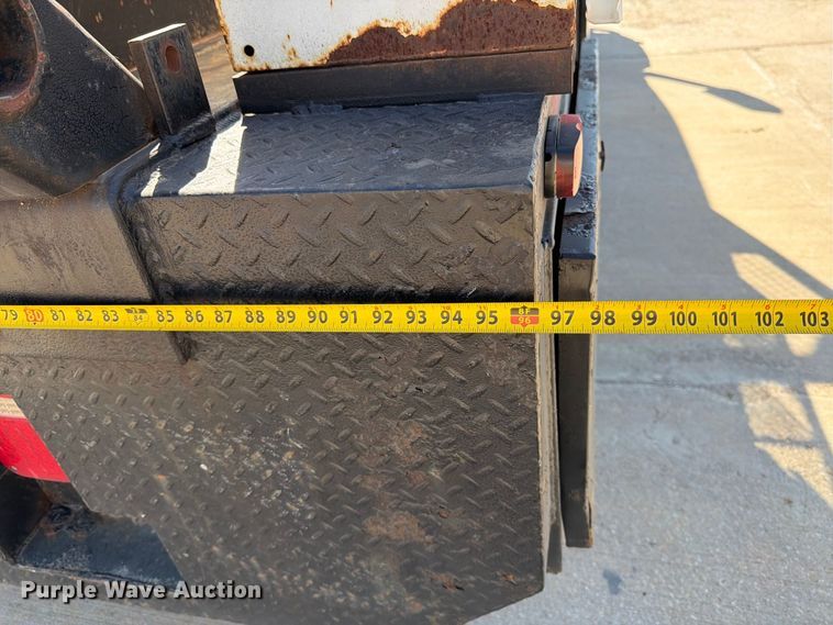 image for item EP7937 2005 Chevrolet C5500 crew cab reel truck