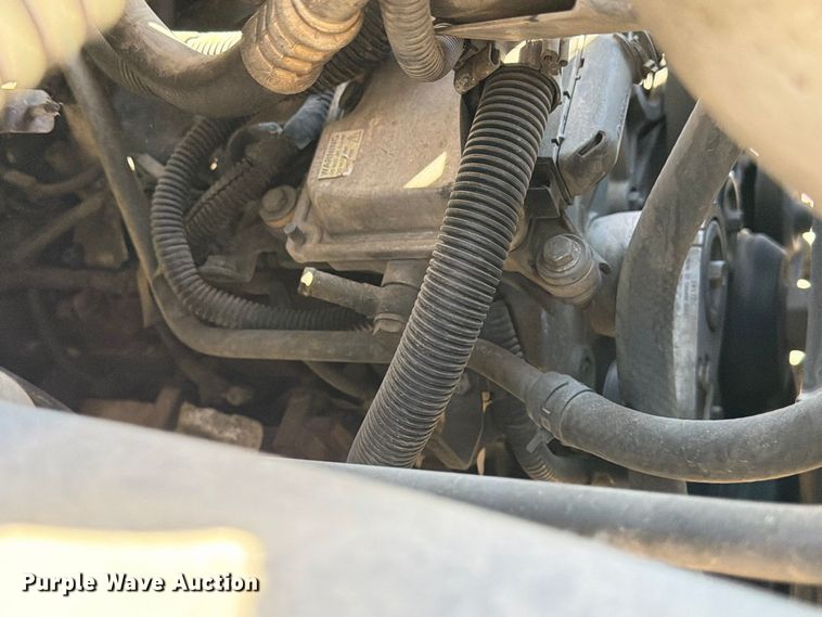 image for item EP7937 2005 Chevrolet C5500 crew cab reel truck
