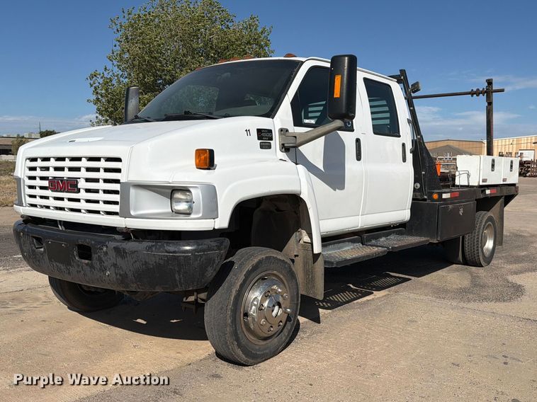 image for item EP7938 2005 GMC C4500 crew cab reel truck