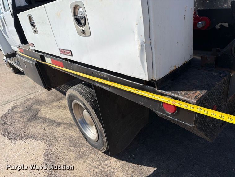 image for item EP7938 2005 GMC C4500 crew cab reel truck