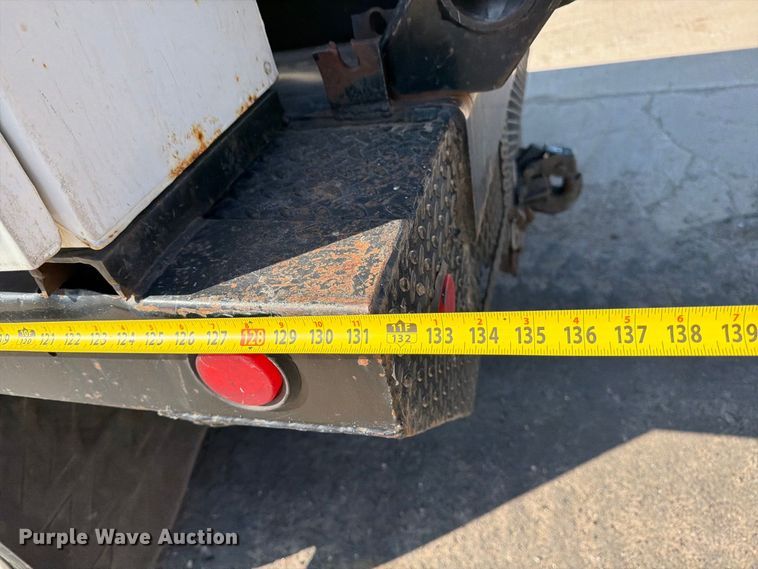 image for item EP7938 2005 GMC C4500 crew cab reel truck
