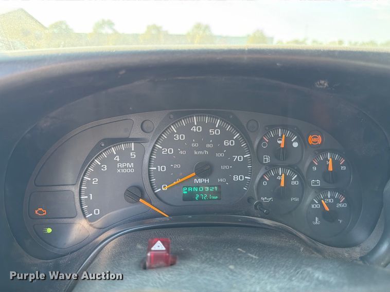 image for item EP7938 2005 GMC C4500 crew cab reel truck
