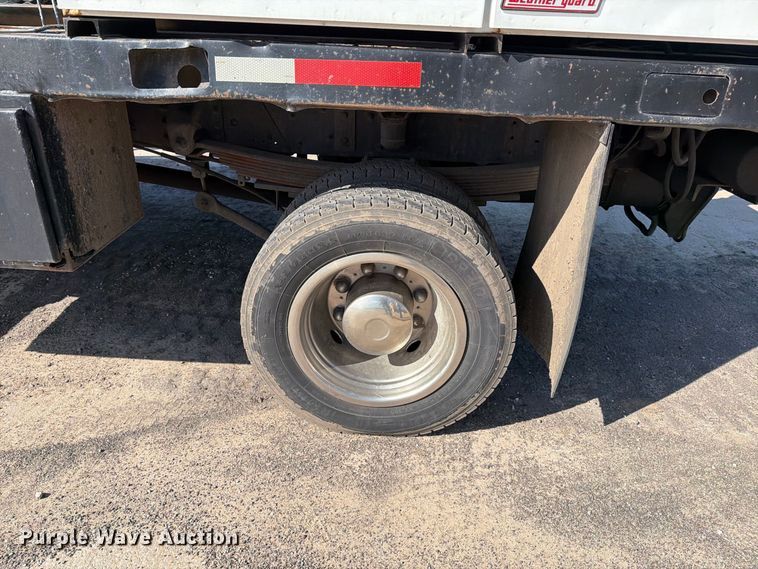image for item EP7938 2005 GMC C4500 crew cab reel truck