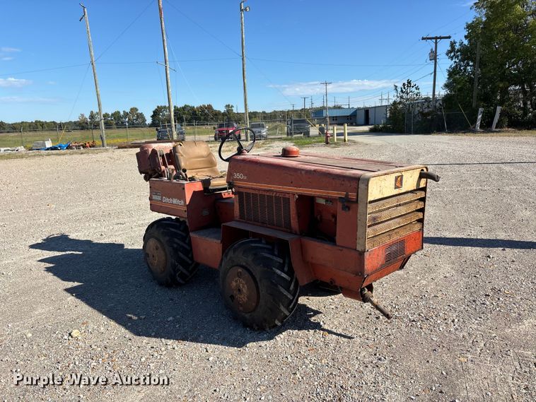 image for item ER3421 1985 Ditch Wich 350 SX cable plow