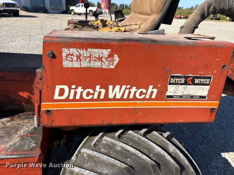 image for item ER3421 1985 Ditch Wich 350 SX cable plow