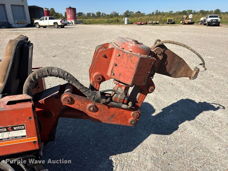 image for item ER3421 1985 Ditch Wich 350 SX cable plow