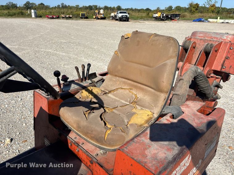 image for item ER3421 1985 Ditch Wich 350 SX cable plow