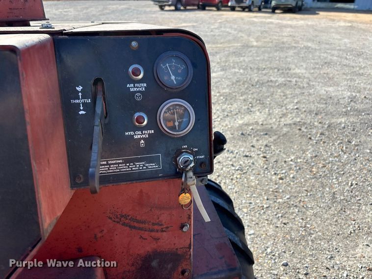 image for item ER3421 1985 Ditch Wich 350 SX cable plow