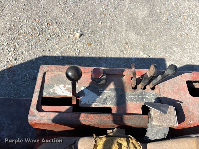 image for item ER3421 1985 Ditch Wich 350 SX cable plow