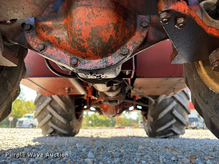 image for item ER3421 1985 Ditch Wich 350 SX cable plow