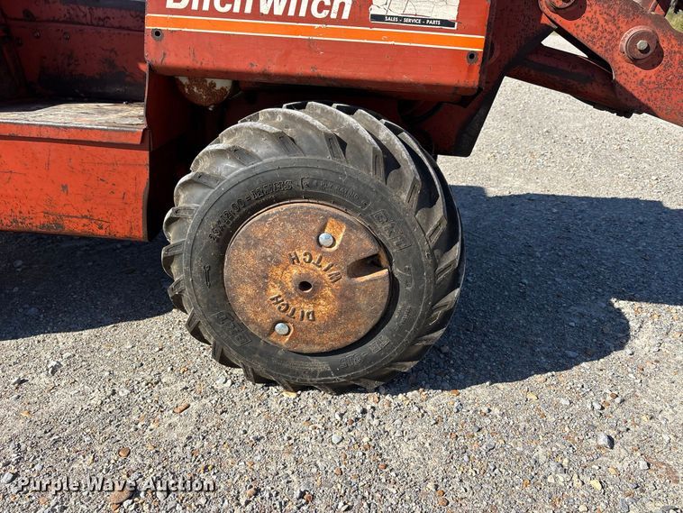 image for item ER3421 1985 Ditch Wich 350 SX cable plow