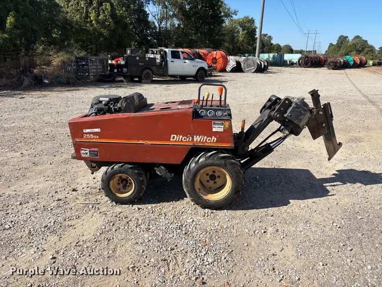 image for item ER3425 Ditch Witch 255SX cable plow