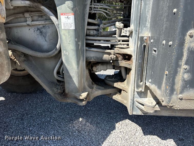 image for item ER3426 2007 Komatsu WA600-6 wheel loader