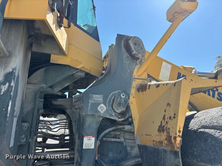 image for item ER3426 2007 Komatsu WA600-6 wheel loader