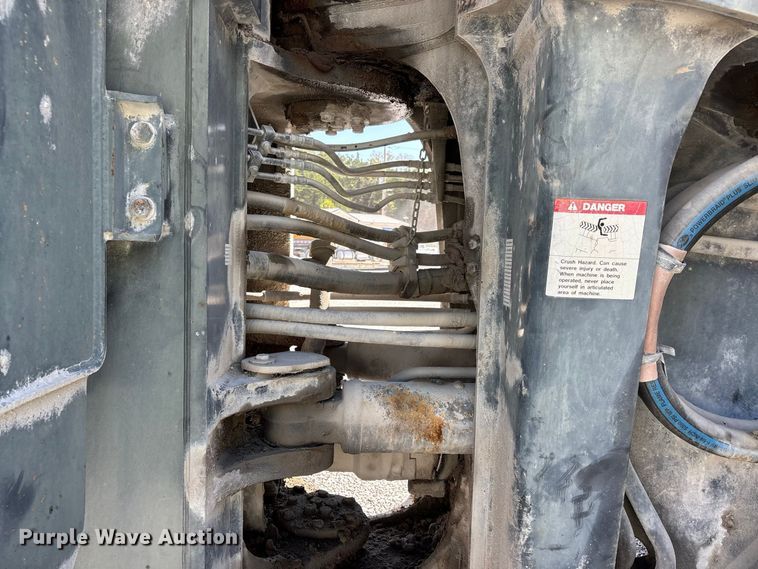 image for item ER3426 2007 Komatsu WA600-6 wheel loader