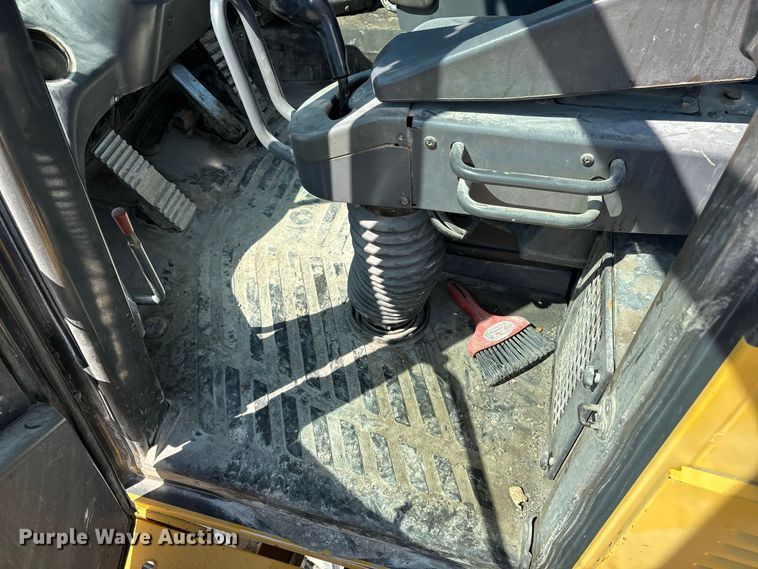 image for item ER3426 2007 Komatsu WA600-6 wheel loader
