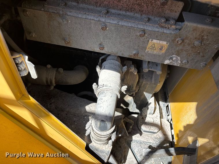 image for item ER3426 2007 Komatsu WA600-6 wheel loader